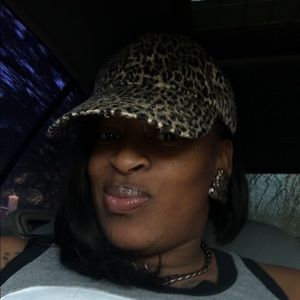 Meet your Posher, Brandy